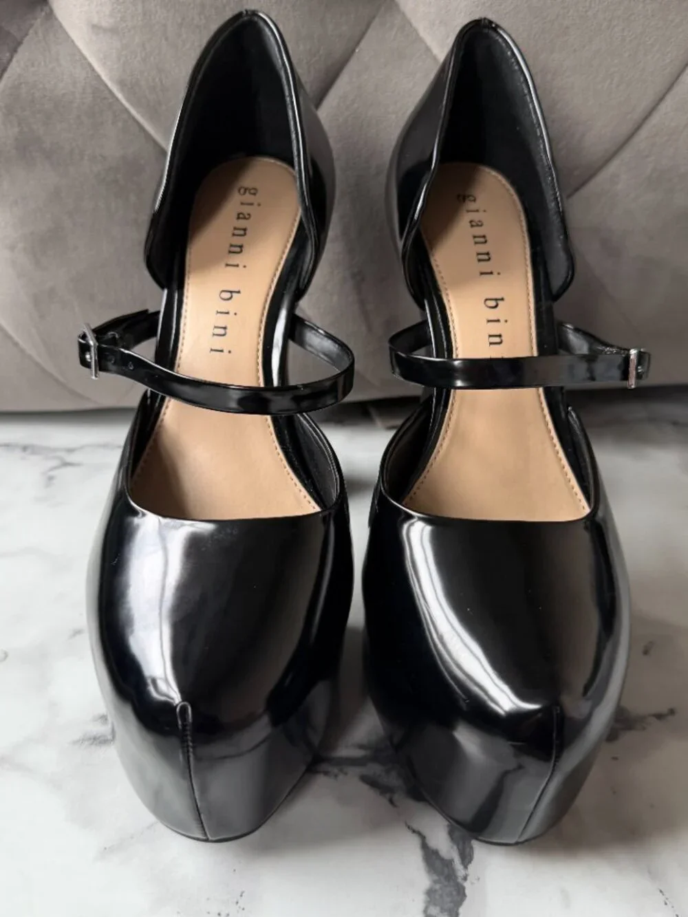 Gianni Bini Quincy Black Patent Platform Mary Jane Pumps Size 9